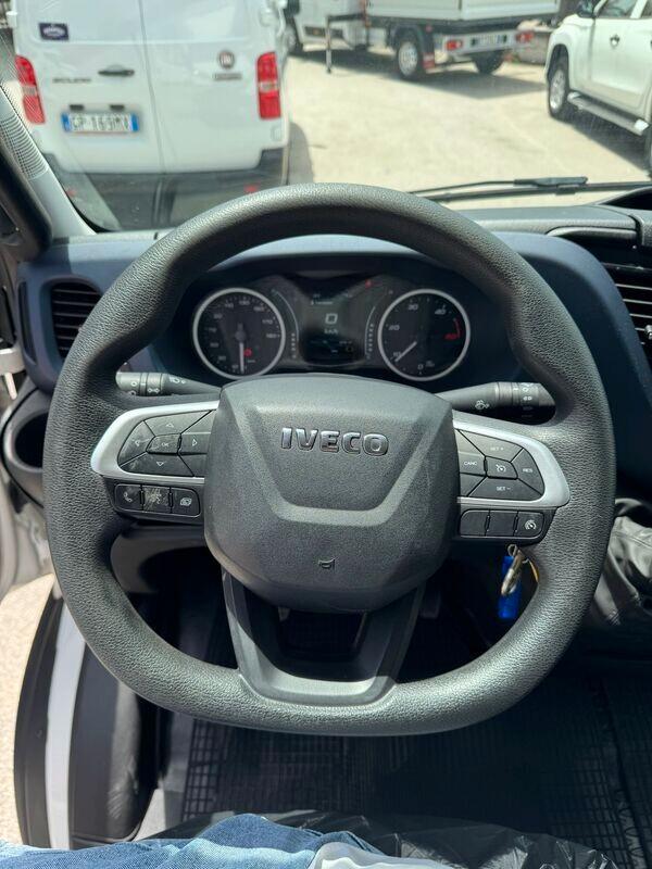 NEW IVECO DAILY 35S14 METANO FURGONATO