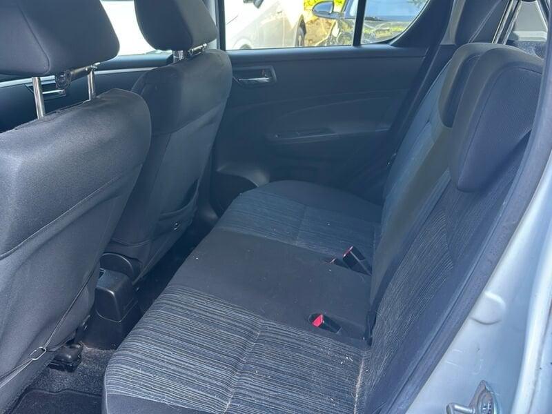 Suzuki Swift 1.2 VVT 4WD B-Cool 5p