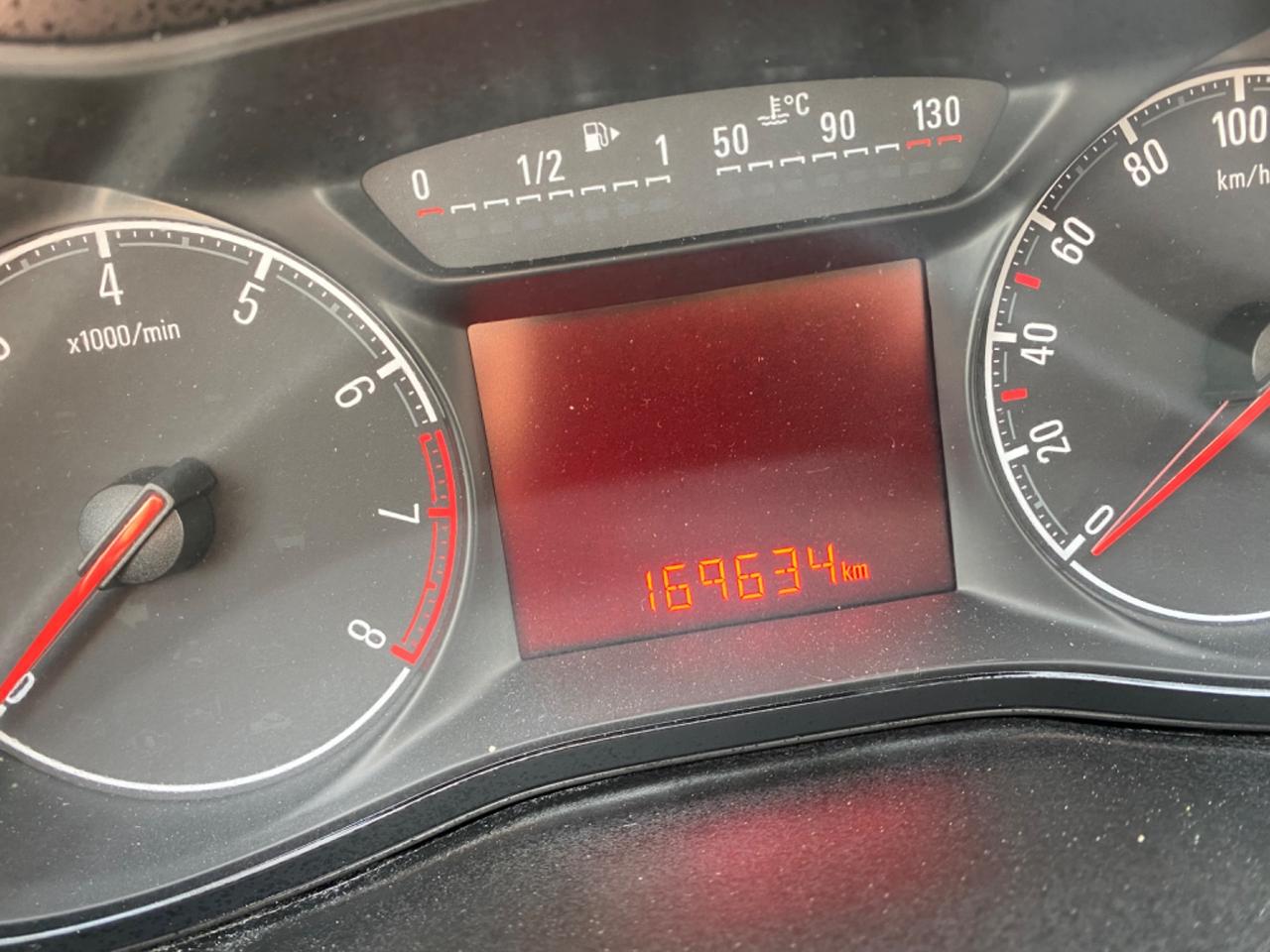 Opel Corsa 1.4 90CV GPL Tech Coupé b-Color