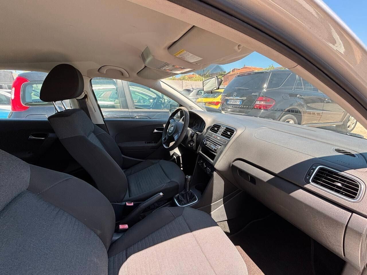 VOLKSWAGEN POLO - PERMUTA