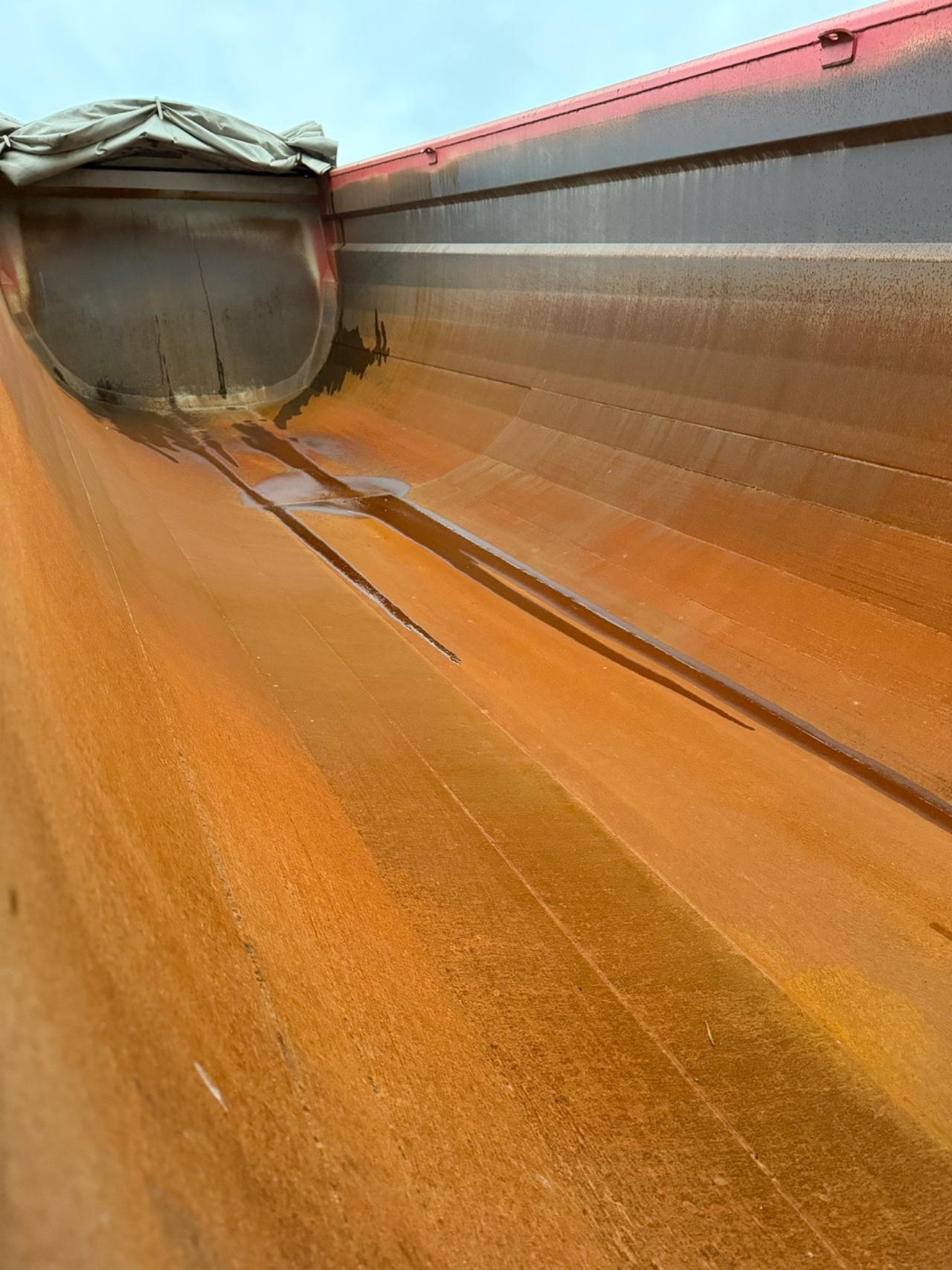 Semirimorchio Vasca Menci sa700r 2016