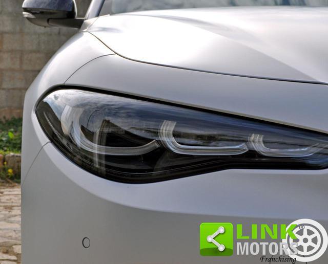 ALFA ROMEO Giulia 2.2 Turbodiesel 210 CV AT8 AWD Q4 Competizione