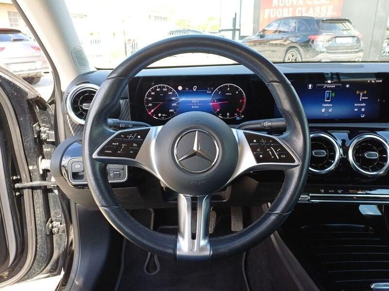 Mercedes-Benz Classe A A 180 d Progressive Advanced