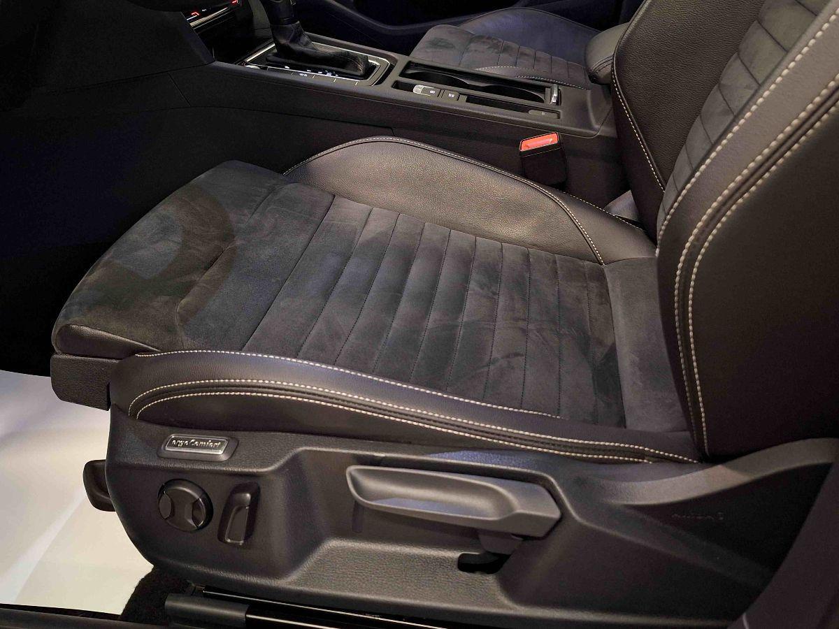 VOLKSWAGEN Passat Variant EVO 2.0 TDI DSG Executive -VIRTUAL RETROCAM SED.RISC. GAR.24M