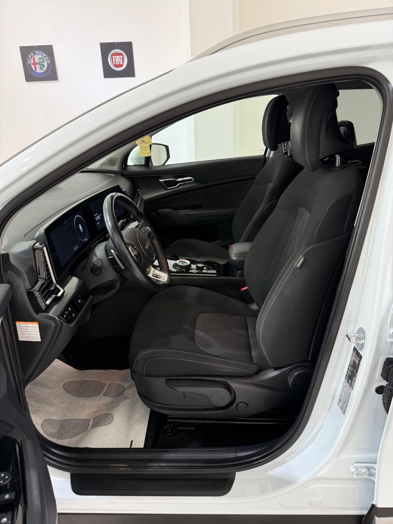 Kia Sportage 1.6 TGDi HEV AT GT-line Plus