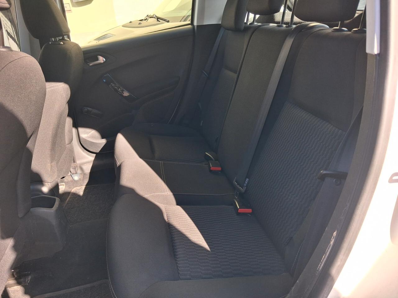 Peugeot 208 BlueHDi 75 5 porte Allure