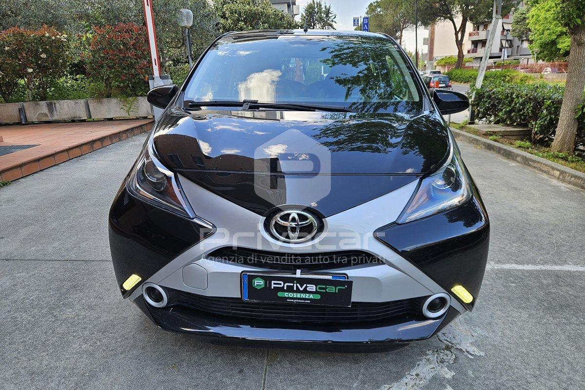 TOYOTA Aygo 1.0 VVT-i 69 CV 5 porte x-play