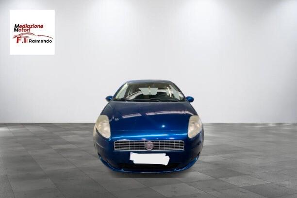 Fiat Grande Punto 1.2 65CV OK NEOPATENTATI