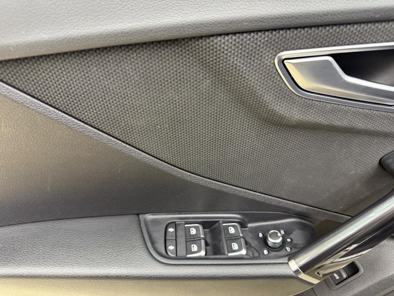 Audi Q2 35 TDI S line Edition EXCLUSIVE TETTO IPER FULL