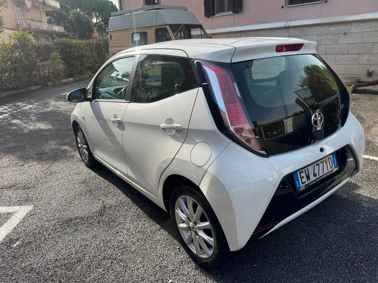 Toyota Aygo 1.0 VVT-i 69 CV 5 porte