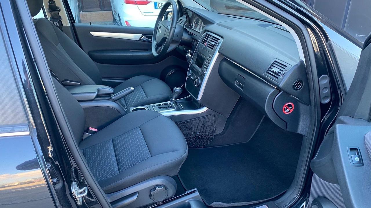 Mercedes-benz B 180 CDI BlueEFFICIENCY Premium