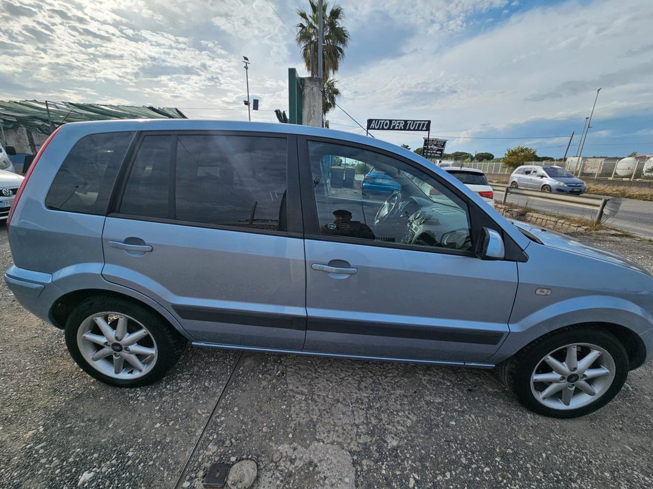 Ford Fusion 1.4 TDCi 5p. Collection