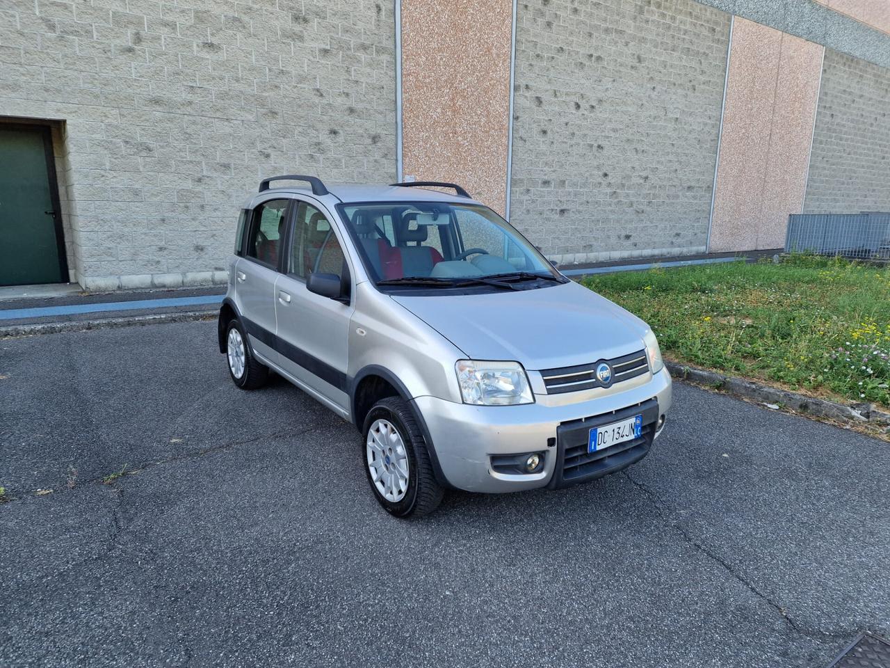 Fiat Panda 1.2 4x4 gancio traino