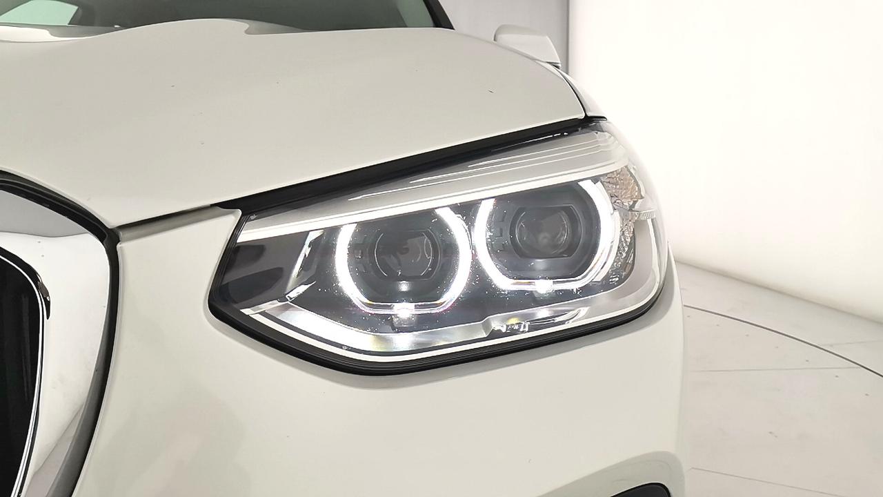 BMW X4 G02 2018 - X4 xdrive20i Business Advantage auto