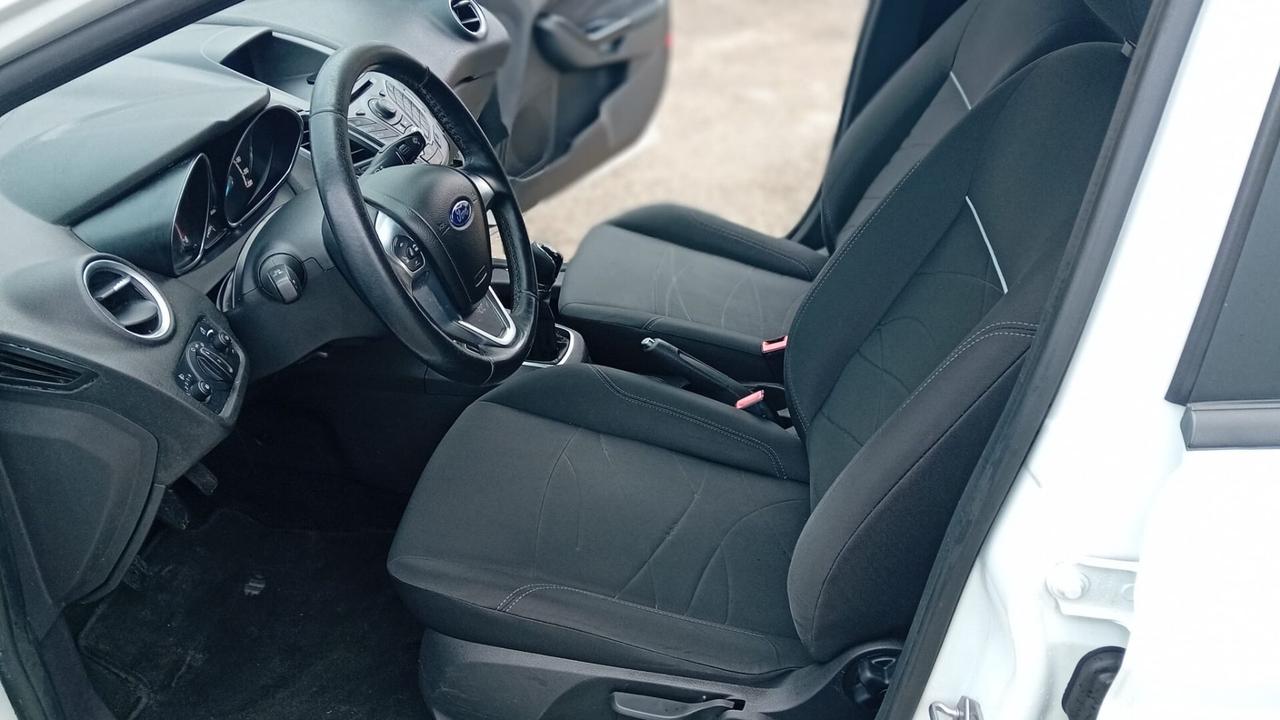 Ford fiesta 5P-1.5 tdci/75cv-full-2014