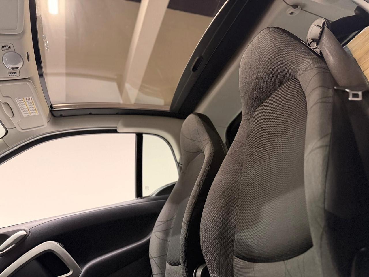 Smart ForTwo 1000 52 kW coupé pure