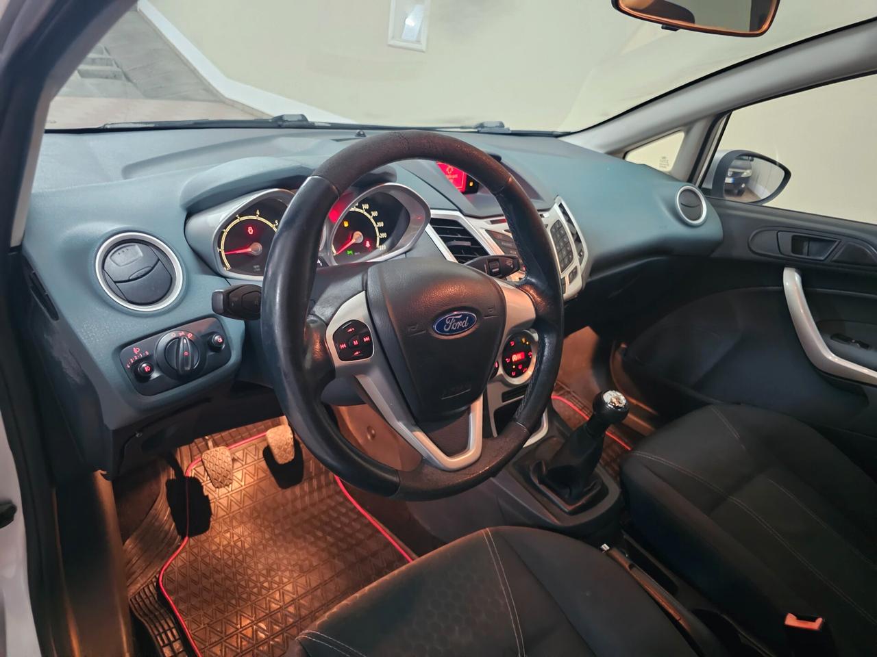 Ford Fiesta 1.2 82 CV 5 porte Titanium GPL