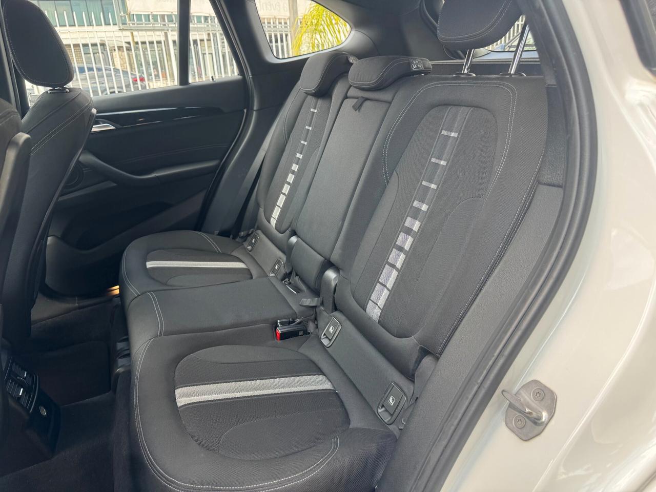 Bmw X1 xDrive18d xLine Automatica LED NAV