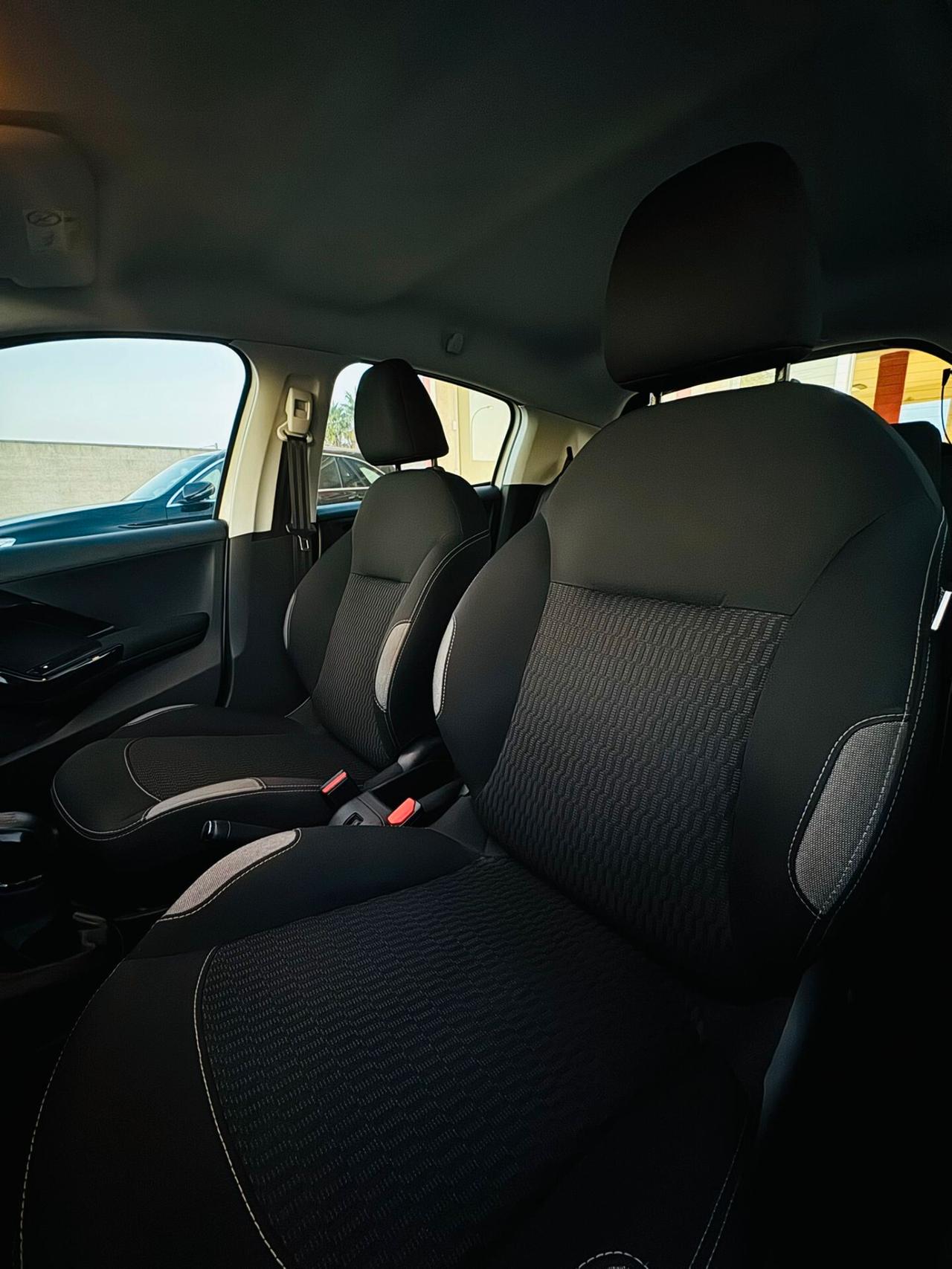 Peugeot 208 BlueHDi 75 5 porte Allure