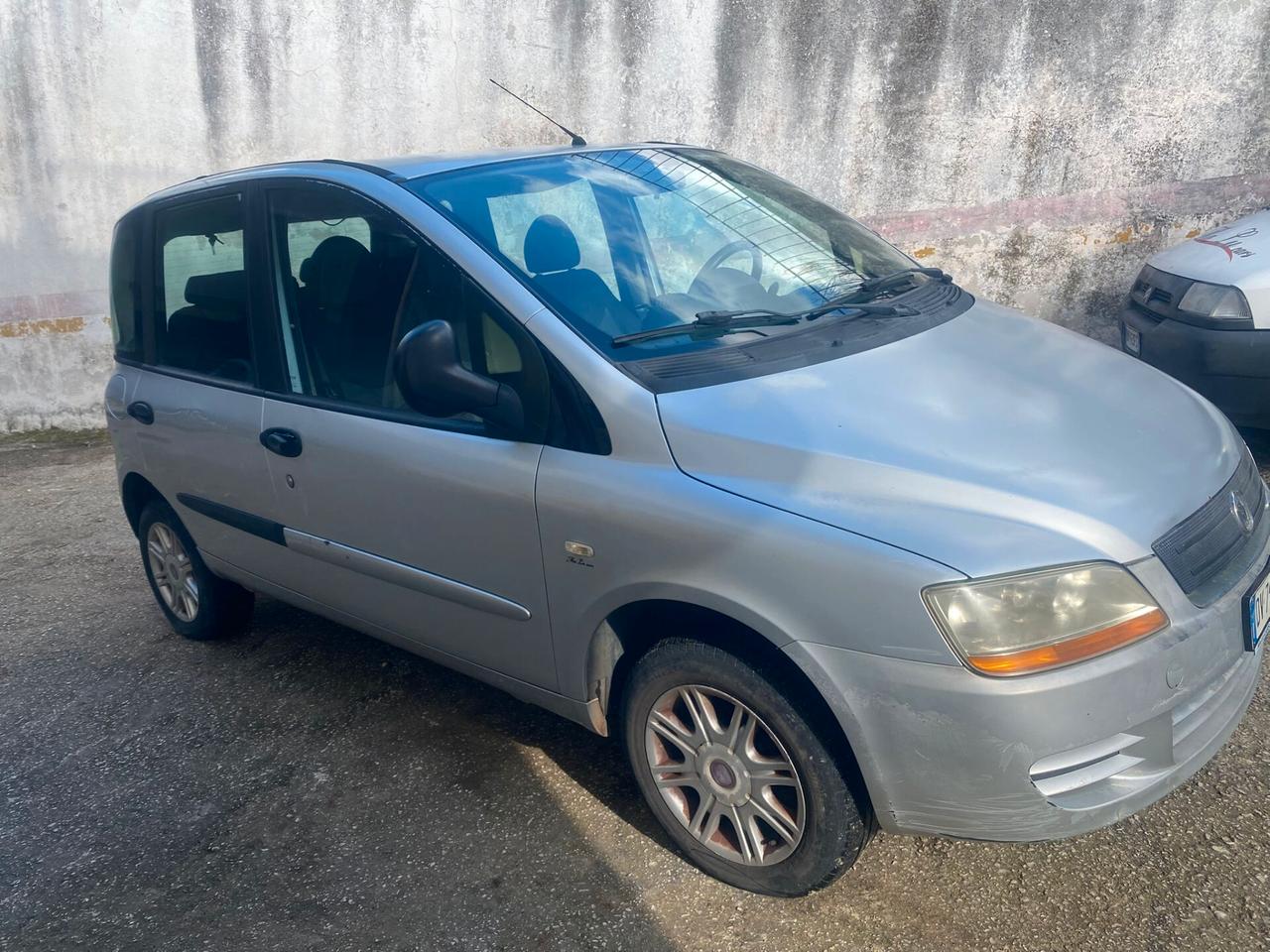 Fiat Multipla 1.6cc metano (PRIVATO)-2009
