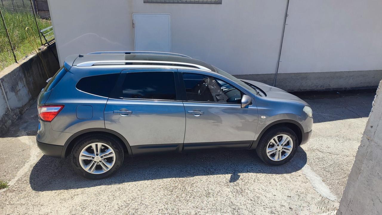 NISSAN QASHQAI - 7 POSTI - TETTO PANORAMICO