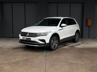 Volkswagen Tiguan 2.0 tdi Elegance 4motion 200cv dsg