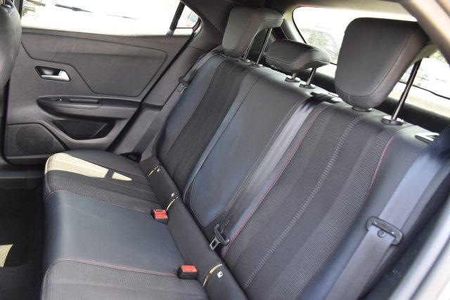 OPEL Mokka 1.2 Turbo GS Line *Navi,Retrocamera,LED,Bi-Colore*