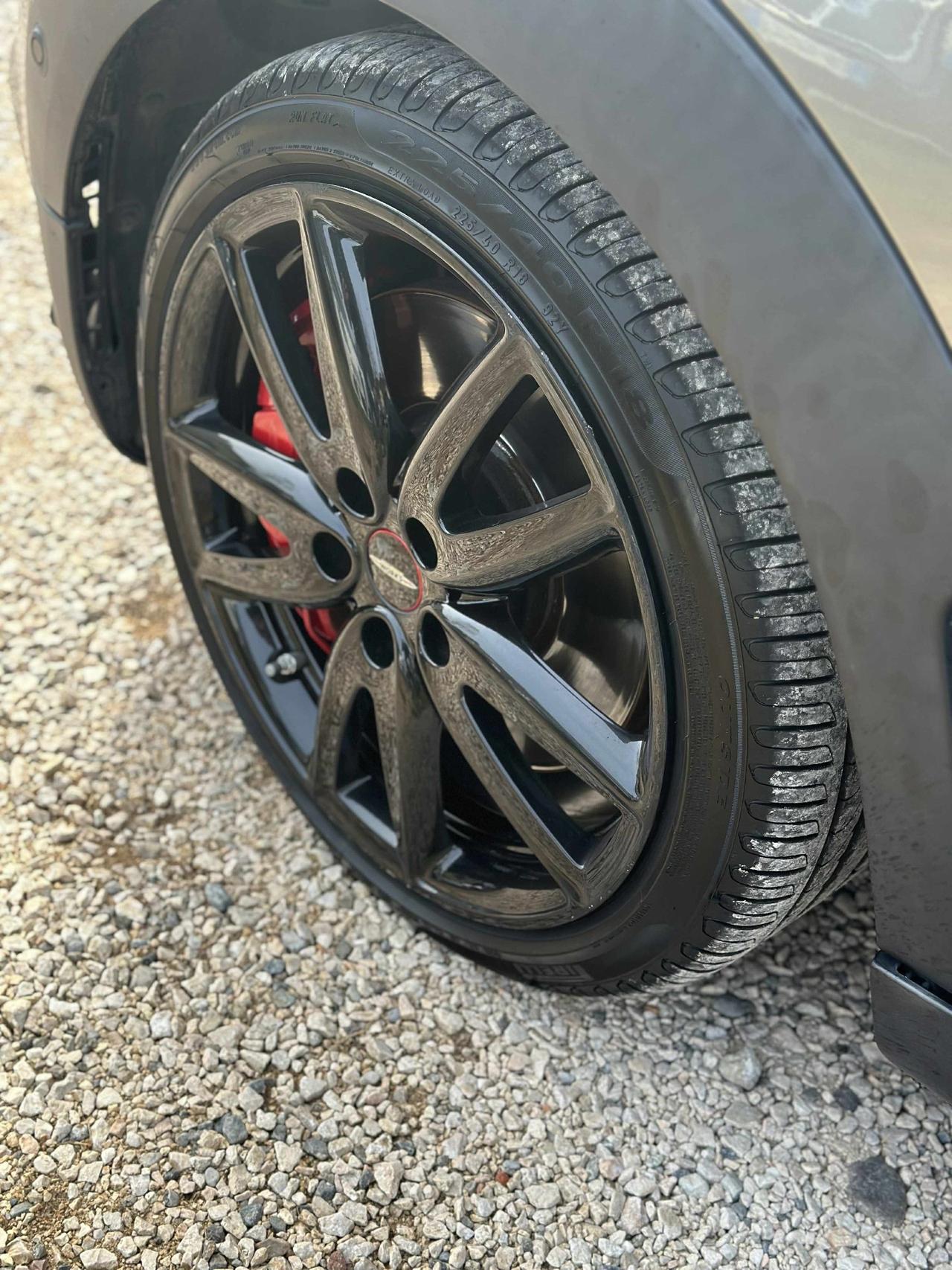 Mini CLUBMAN JOHN COOPER WORKS UNICOPR KMCERT