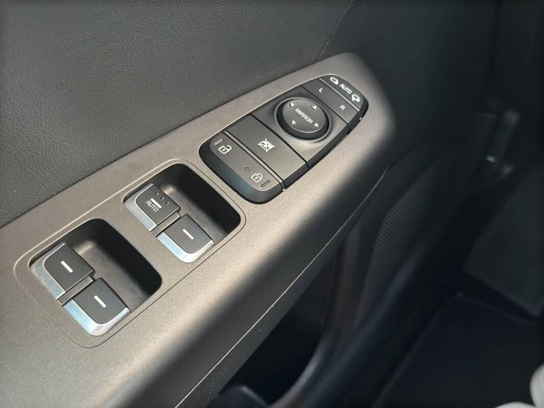 Kia Sportage 1.6 crdi mhev Busines 136cv con Telecam e CarPlay