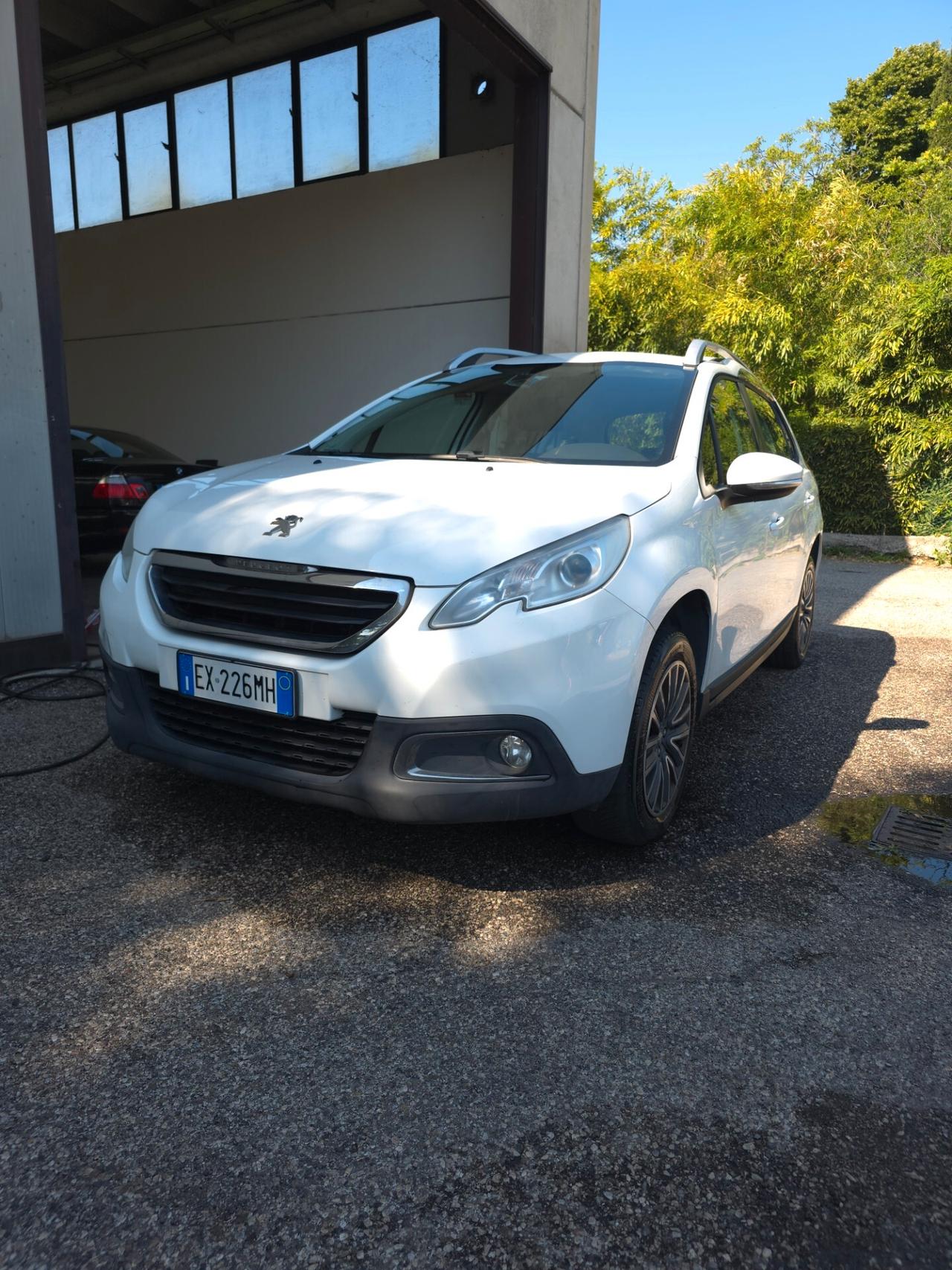 Peugeot 2008 PureTech 82 Allure