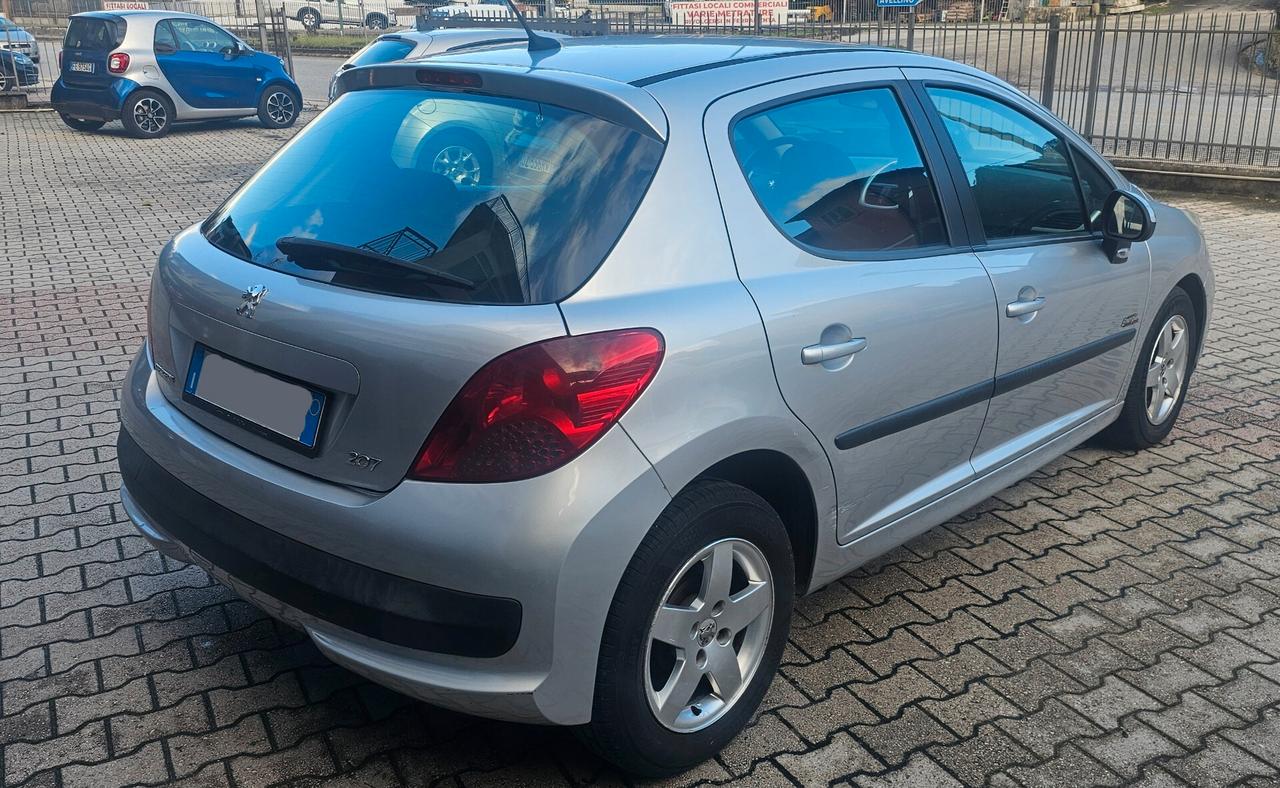 Peugeot 207 1.4 VTi 95CV 5p. X Line Neopatentati