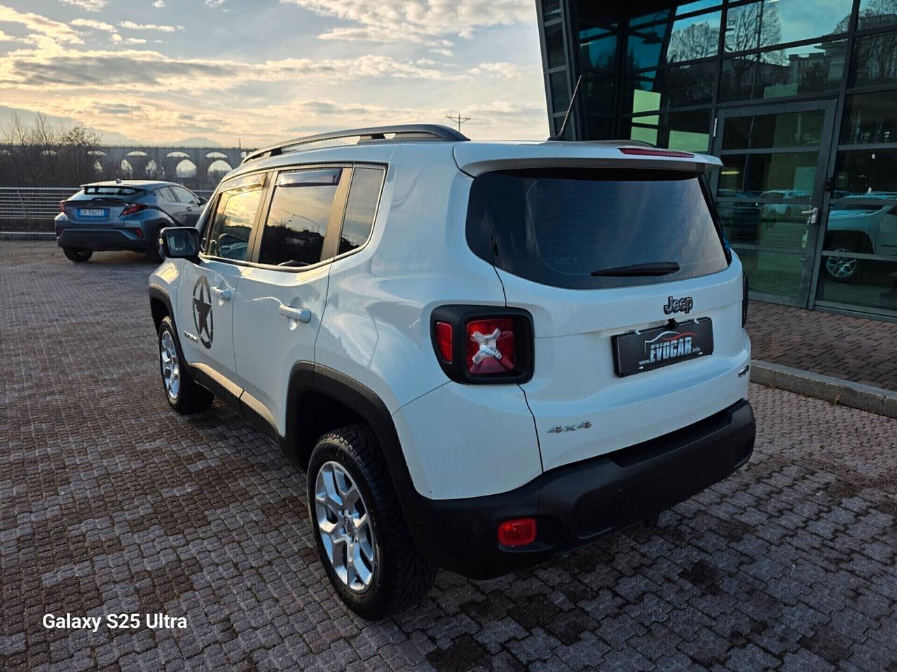Renegade 2.0 Mjt 4x4 Sport valutiamo usato /scambio