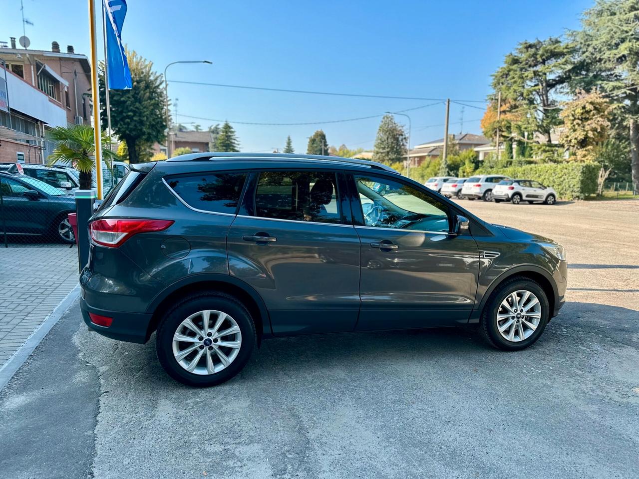 Ford Kuga 2.0 TDCI 120 CV S&S 2WD Titanium