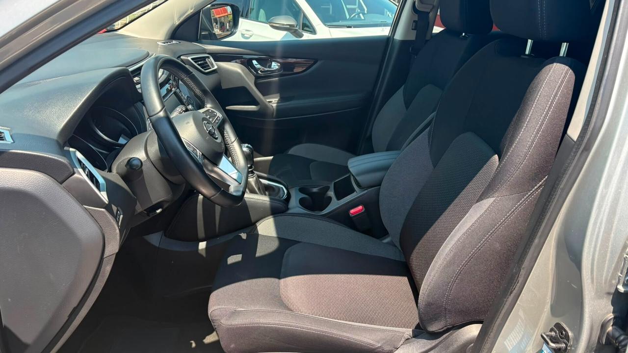 Nissan Qashqai 1.3 DIG-T 140 CV Tekna