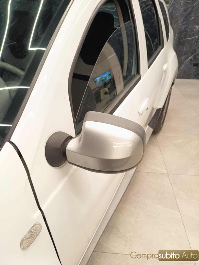 DACIA Duster 1.5 dCi 110CV S&S 4x2 Serie Speciale Lauréate Fami