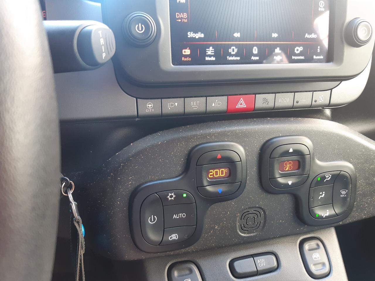 Fiat Panda Cross 1.0 FireFly S&S Hybrid SOLO 17.000 Km.