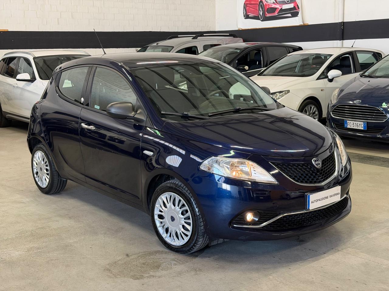 Lancia Ypsilon 1.2 69 CV 5 porte GPL Ecochic Unyca
