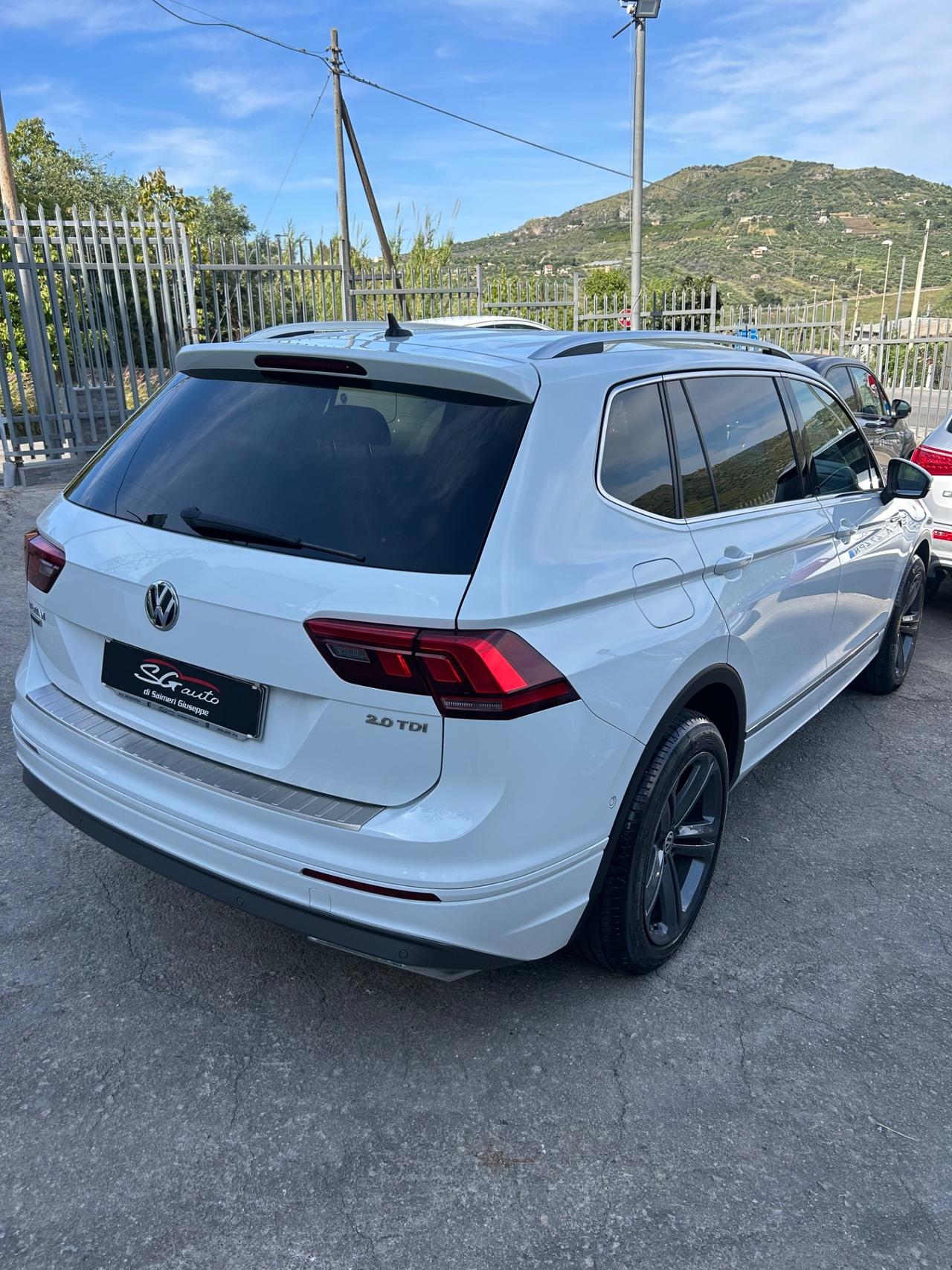 Volkswagen Tiguan Allspace Tiguan Allspace 2.0 BiTDI SCR DSG 4MOT. Advanced R-Line BMT