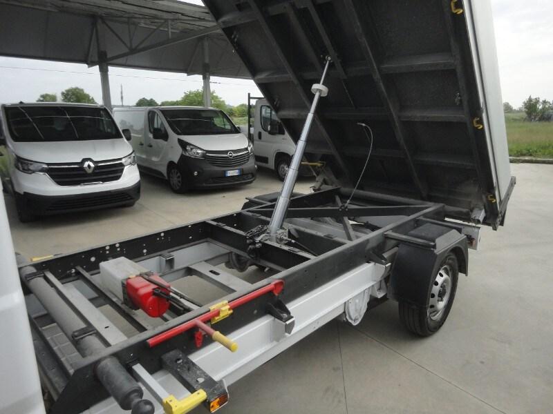 FIAT Ducato (4ª serie) Ducato 35 2.2 Mjt 140CV...