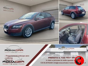 VOLVO C30 2.0 D Kinetic