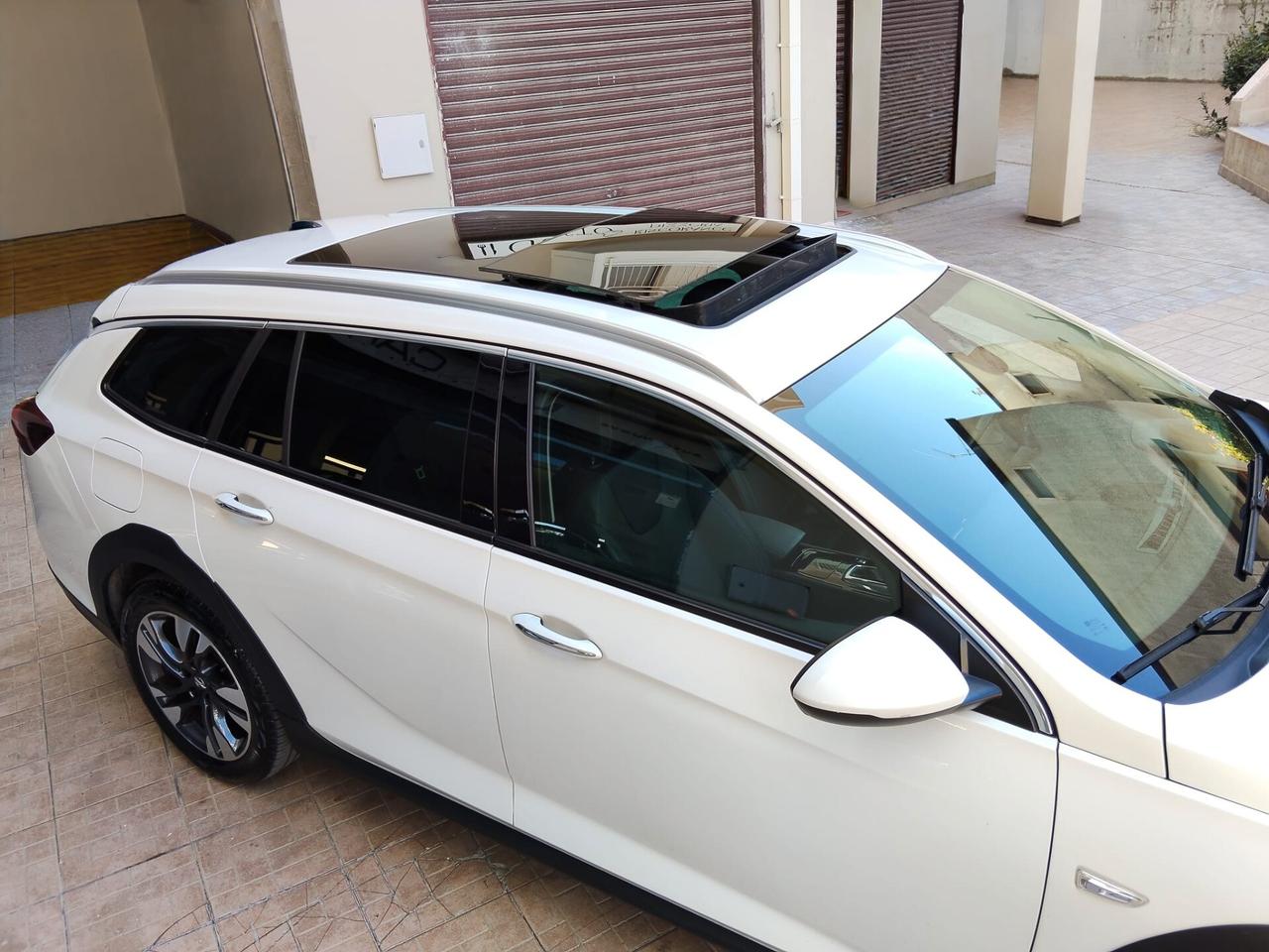 Opel Insignia 2.0 CDTI S&S automatica Sports Tourer Innovation 175 cv