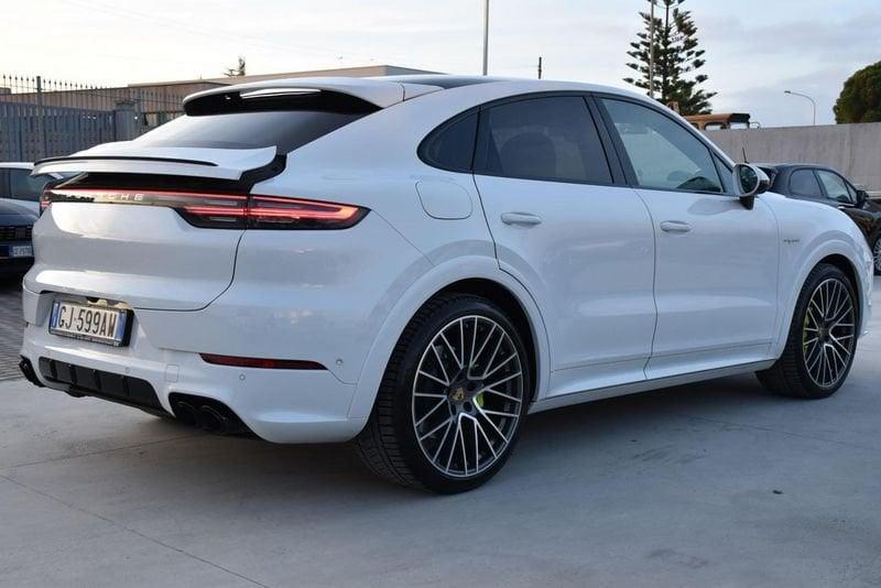Porsche Cayenne Coupè Cayenne Coupé 3.0 E-Hybrid Platinum Edition *schermi,full*