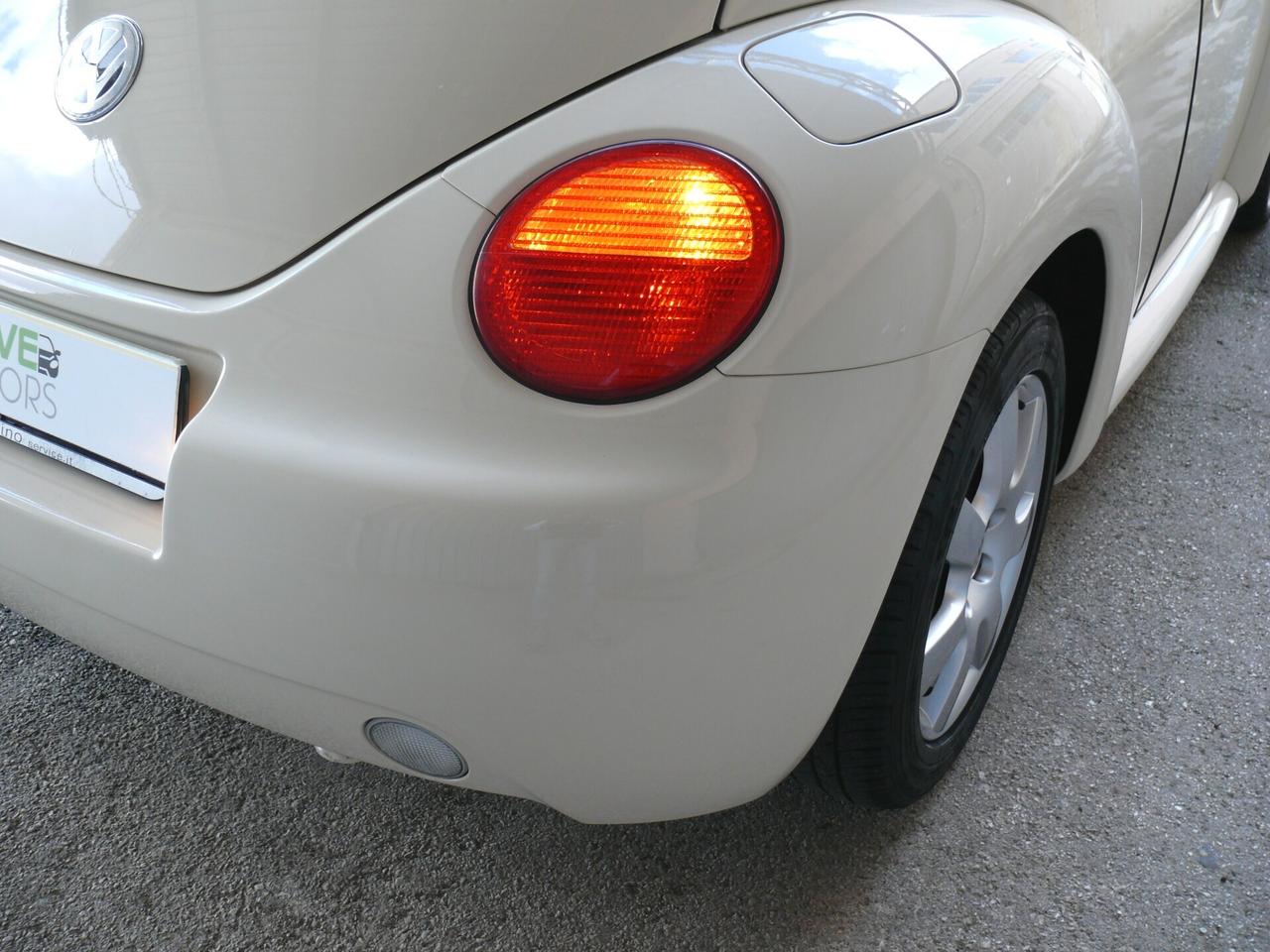 Volkswagen New Beetle 1.6 Cabrio (M1397)