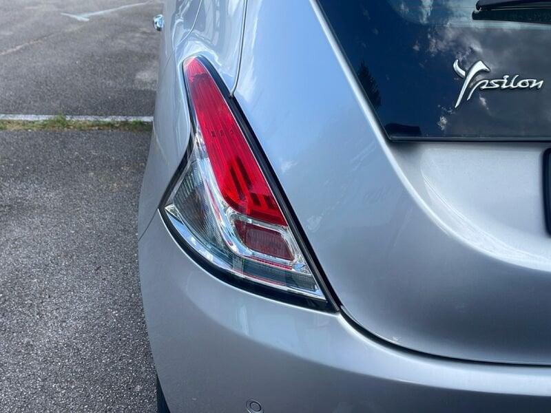 Lancia Ypsilon III 2021 1.0 firefly hybrid Gold s&s 70cv