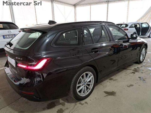 BMW 318 d Touring mhev 48V Business Advantage auto GF581SA