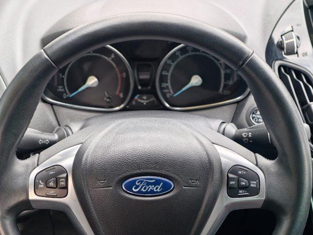 FORD B-Max 1.6 TDCi 95 CV Individual