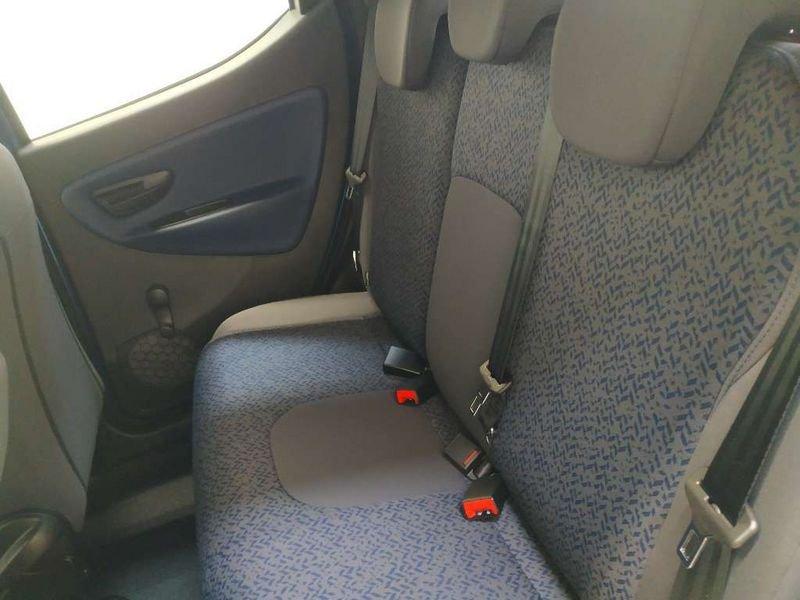 Lancia Ypsilon 1.0 firefly hybrid Oro s&s 70cv