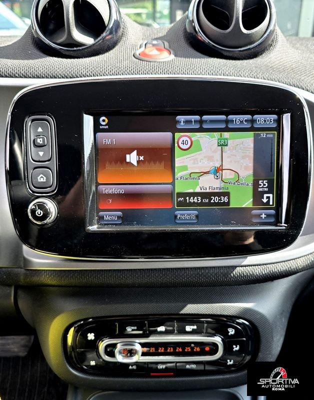 smart forfour AUTOMATICA NAVI UNIPRO! 70 1.0 twinamic Passion
