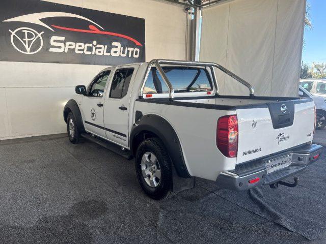 NISSAN Navara 2.5 dCi 4 porte Double Cab LE gancio traino