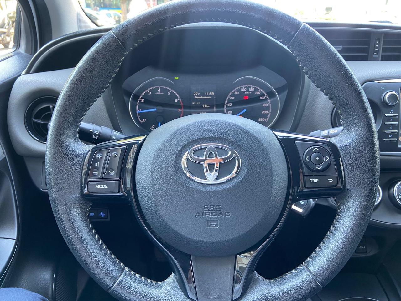Toyota Yaris Active 1.0 VVT-i #11062